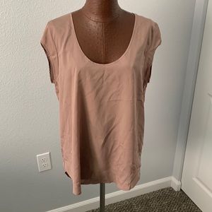 14th & Union Shirt❄️